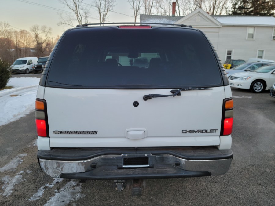 Used Chevrolet Suburban 4dr 1500 4WD Z71 2005 | Toro Auto. East Windsor, Connecticut Used Chevrolet Suburban 4dr 1500 4WD Z71 2005 | Toro Auto. East Windsor, Connecticut