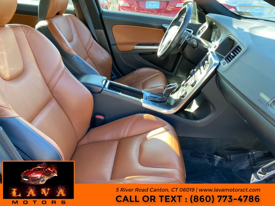 Used Volvo V60 4dr Wgn T5 Drive-E Premier FWD 2015 | Lava Motors. Canton, Connecticut Used Volvo V60 4dr Wgn T5 Drive-E Premier FWD 2015 | Lava Motors. Canton, Connecticut