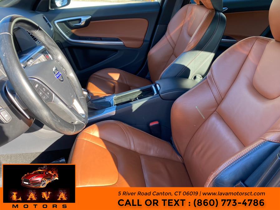 Used Volvo V60 4dr Wgn T5 Drive-E Premier FWD 2015 | Lava Motors. Canton, Connecticut Used Volvo V60 4dr Wgn T5 Drive-E Premier FWD 2015 | Lava Motors. Canton, Connecticut