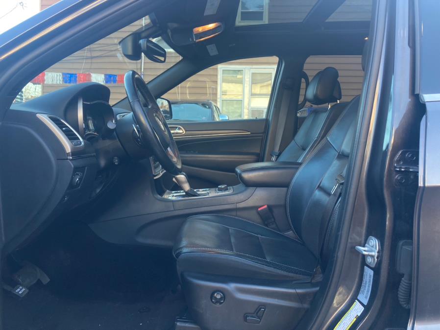 Used Jeep Grand Cherokee Limited 4x4 2017 | Champion Used Auto Sales 2. Newark , New Jersey Used Jeep Grand Cherokee Limited 4x4 2017 | Champion Used Auto Sales 2. Newark , New Jersey