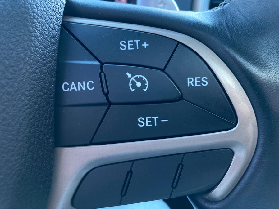 Used Jeep Grand Cherokee 4WD 4dr Limited 2015 | Champion Used Auto Sales 2. Newark , New Jersey Used Jeep Grand Cherokee 4WD 4dr Limited 2015 | Champion Used Auto Sales 2. Newark , New Jersey