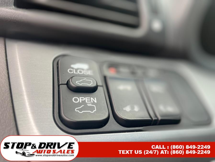 2008 Honda Odyssey 5dr EX-L w/RES & Navi, available for sale in East Windsor, Connecticut | Stop & Drive Auto Sales. East Windsor, Connecticut 2008 Honda Odyssey 5dr EX-L w/RES & Navi, available for sale in East Windsor, Connecticut | Stop & Drive Auto Sales. East Windsor, Connecticut
