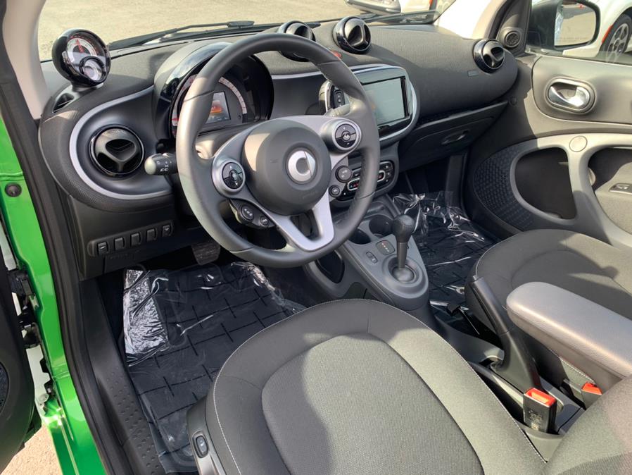 Used smart fortwo electric drive passion cabriolet 2017 | Green Light Auto Wholesale. Daly City, California Used smart fortwo electric drive passion cabriolet 2017 | Green Light Auto Wholesale. Daly City, California