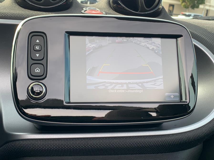 Used smart fortwo electric drive passion cabriolet 2017 | Green Light Auto Wholesale. Daly City, California Used smart fortwo electric drive passion cabriolet 2017 | Green Light Auto Wholesale. Daly City, California