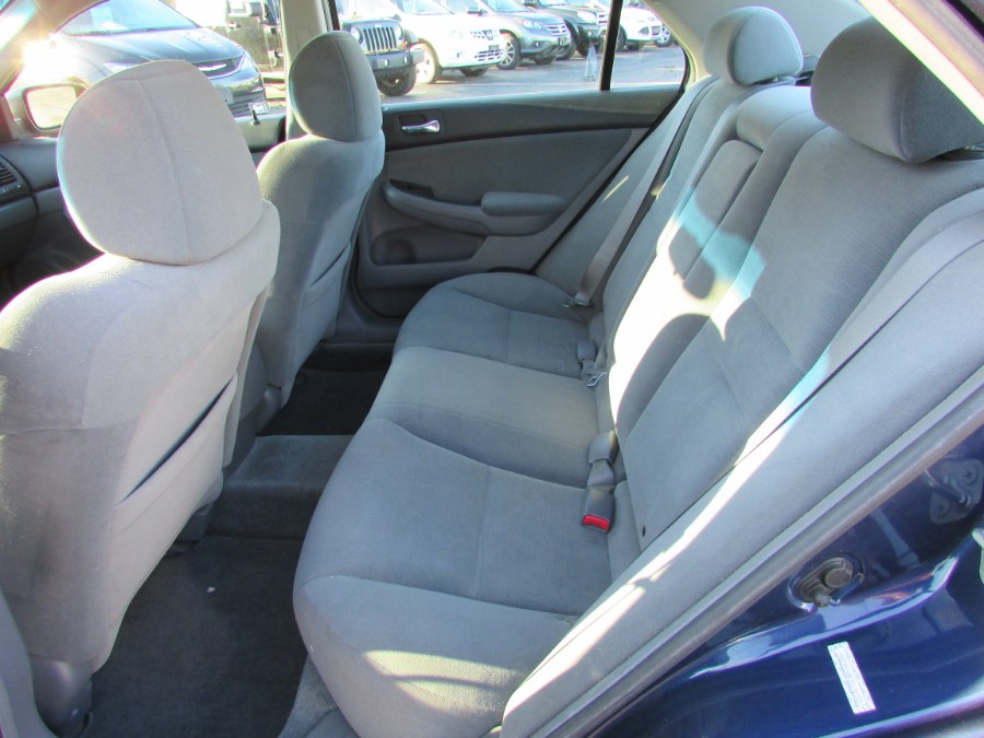 Used Honda Accord Sdn 4dr I4 MT LX 2007 | United Auto Sales of E Windsor, Inc. East Windsor, Connecticut Used Honda Accord Sdn 4dr I4 MT LX 2007 | United Auto Sales of E Windsor, Inc. East Windsor, Connecticut