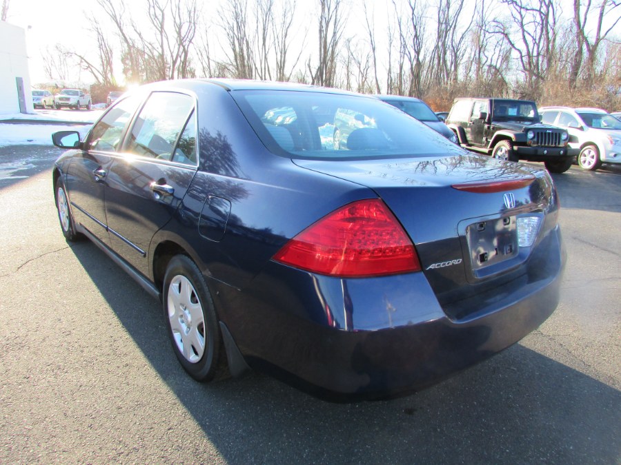 Used Honda Accord Sdn 4dr I4 MT LX 2007 | United Auto Sales of E Windsor, Inc. East Windsor, Connecticut Used Honda Accord Sdn 4dr I4 MT LX 2007 | United Auto Sales of E Windsor, Inc. East Windsor, Connecticut