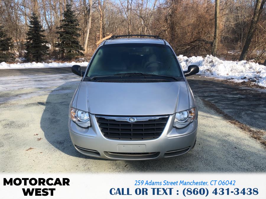 2006 Chrysler Town & Country LWB 4dr Touring, available for sale in Manchester, Connecticut | Motorcar West. Manchester, Connecticut 2006 Chrysler Town & Country LWB 4dr Touring, available for sale in Manchester, Connecticut | Motorcar West. Manchester, Connecticut