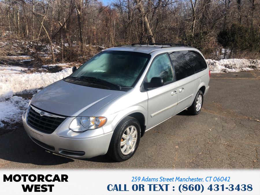 2006 Chrysler Town & Country LWB 4dr Touring, available for sale in Manchester, Connecticut | Motorcar West. Manchester, Connecticut 2006 Chrysler Town & Country LWB 4dr Touring, available for sale in Manchester, Connecticut | Motorcar West. Manchester, Connecticut