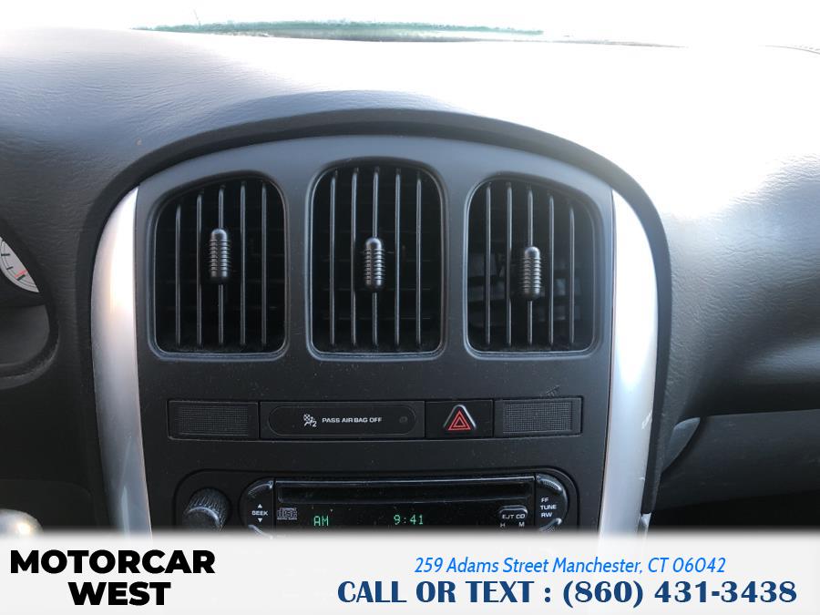2006 Chrysler Town & Country LWB 4dr Touring, available for sale in Manchester, Connecticut | Motorcar West. Manchester, Connecticut 2006 Chrysler Town & Country LWB 4dr Touring, available for sale in Manchester, Connecticut | Motorcar West. Manchester, Connecticut