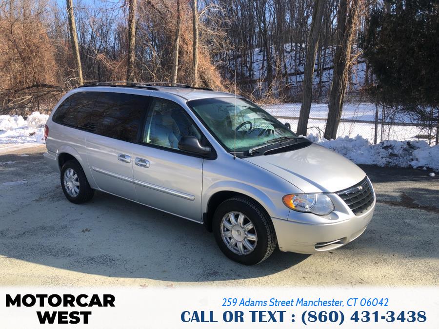 2006 Chrysler Town & Country LWB 4dr Touring, available for sale in Manchester, Connecticut | Motorcar West. Manchester, Connecticut 2006 Chrysler Town & Country LWB 4dr Touring, available for sale in Manchester, Connecticut | Motorcar West. Manchester, Connecticut