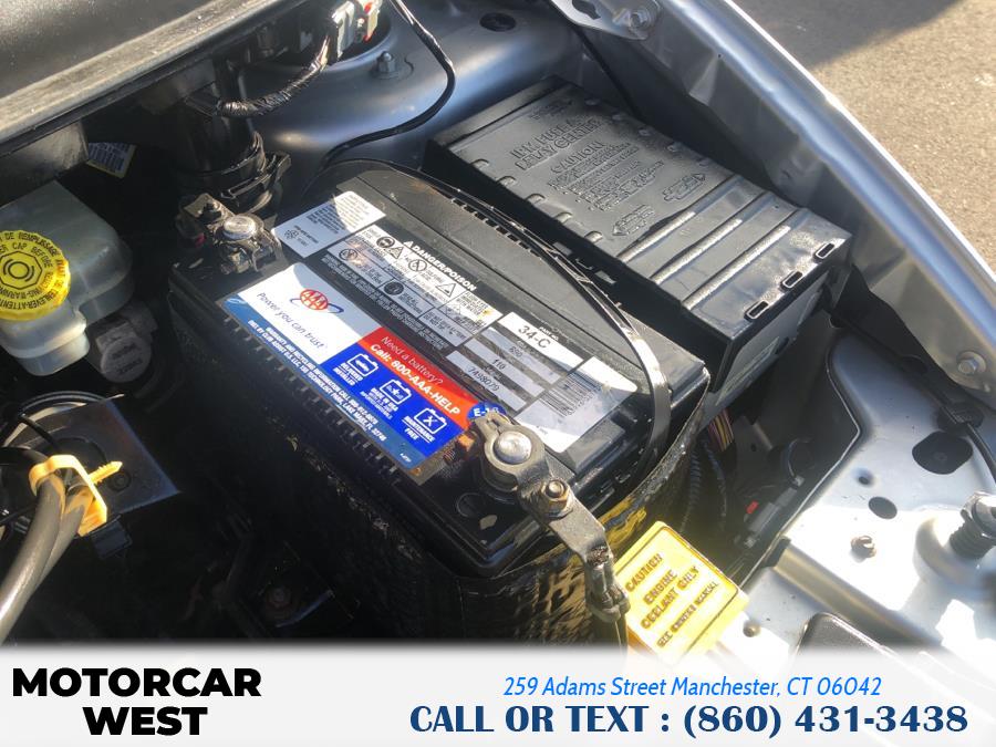 2006 Chrysler Town & Country LWB 4dr Touring, available for sale in Manchester, Connecticut | Motorcar West. Manchester, Connecticut 2006 Chrysler Town & Country LWB 4dr Touring, available for sale in Manchester, Connecticut | Motorcar West. Manchester, Connecticut