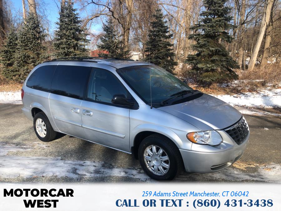 2006 Chrysler Town & Country LWB 4dr Touring, available for sale in Manchester, Connecticut | Motorcar West. Manchester, Connecticut 2006 Chrysler Town & Country LWB 4dr Touring, available for sale in Manchester, Connecticut | Motorcar West. Manchester, Connecticut