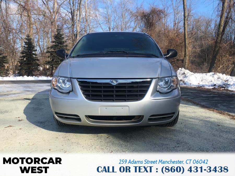 2006 Chrysler Town & Country LWB 4dr Touring, available for sale in Manchester, Connecticut | Motorcar West. Manchester, Connecticut 2006 Chrysler Town & Country LWB 4dr Touring, available for sale in Manchester, Connecticut | Motorcar West. Manchester, Connecticut