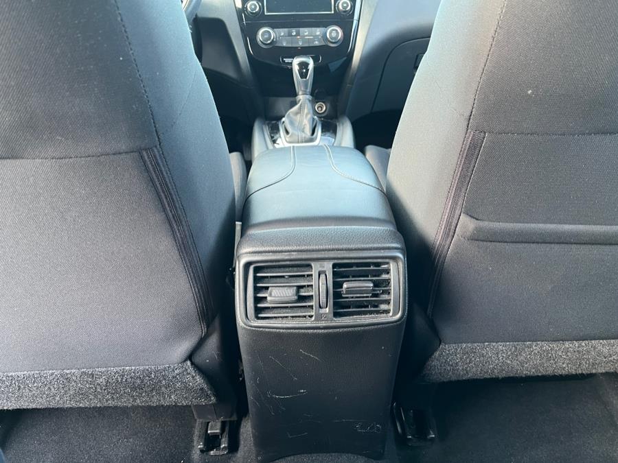 2019 Nissan Rogue Sport FWD S. 1 OWNER CLEAN CARFAX!!!, available for sale in Elmont, New York | Sunrise of Elmont. Elmont, New York 2019 Nissan Rogue Sport FWD S. 1 OWNER CLEAN CARFAX!!!, available for sale in Elmont, New York | Sunrise of Elmont. Elmont, New York