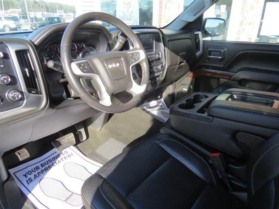 Used GMC Sierra 1500 SLT 4x4 4dr Crew Cab 5.8 ft. SB 2017 | Lake City Exports Inc. Auburn, Maine Used GMC Sierra 1500 SLT 4x4 4dr Crew Cab 5.8 ft. SB 2017 | Lake City Exports Inc. Auburn, Maine