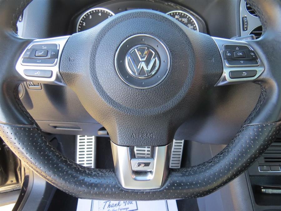 Used Volkswagen Tiguan R Line 4Motion AWD 4dr SUV 2015 | Lake City Exports Inc. Auburn, Maine Used Volkswagen Tiguan R Line 4Motion AWD 4dr SUV 2015 | Lake City Exports Inc. Auburn, Maine