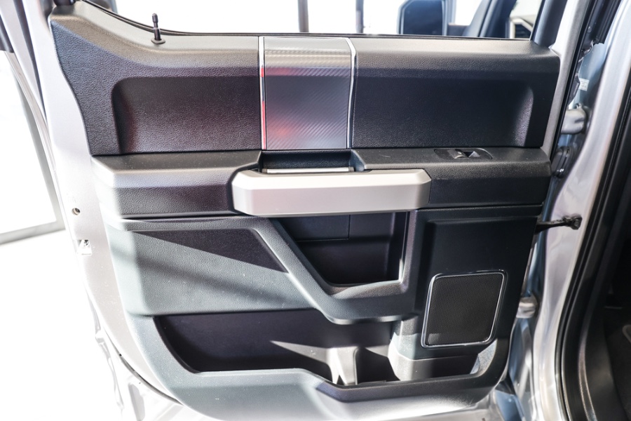 Used Ford F-150 LARIAT 4WD SuperCrew 5.5'' Box 2020 | 26 Motors Long Island. ELMONT, New York Used Ford F-150 LARIAT 4WD SuperCrew 5.5'' Box 2020 | 26 Motors Long Island. ELMONT, New York