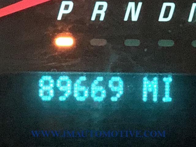 Used Chevrolet Express RWD 2500 135 2017 | J&M Automotive Sls&Svc LLC. Naugatuck, Connecticut Used Chevrolet Express RWD 2500 135 2017 | J&M Automotive Sls&Svc LLC. Naugatuck, Connecticut