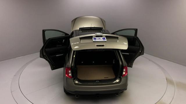 2013 Ford Edge 4dr SEL AWD, available for sale in Naugatuck, Connecticut | J&M Automotive Sls&Svc LLC. Naugatuck, Connecticut 2013 Ford Edge 4dr SEL AWD, available for sale in Naugatuck, Connecticut | J&M Automotive Sls&Svc LLC. Naugatuck, Connecticut