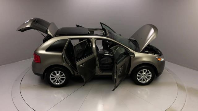 2013 Ford Edge 4dr SEL AWD, available for sale in Naugatuck, Connecticut | J&M Automotive Sls&Svc LLC. Naugatuck, Connecticut 2013 Ford Edge 4dr SEL AWD, available for sale in Naugatuck, Connecticut | J&M Automotive Sls&Svc LLC. Naugatuck, Connecticut