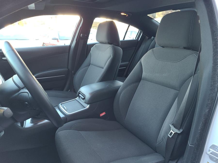 Used Dodge Charger 4dr Sdn SE AWD 2015 | National Auto Brokers, Inc.. Waterbury, Connecticut Used Dodge Charger 4dr Sdn SE AWD 2015 | National Auto Brokers, Inc.. Waterbury, Connecticut