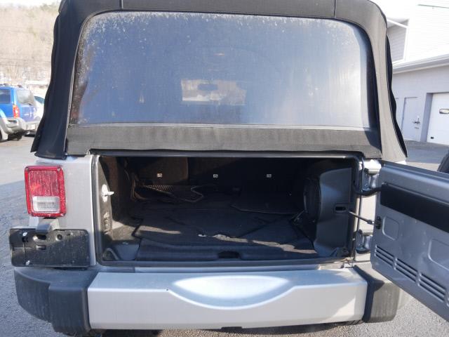Used Jeep Wrangler Unlimited Sahara 2014 | Canton Auto Exchange. Canton, Connecticut