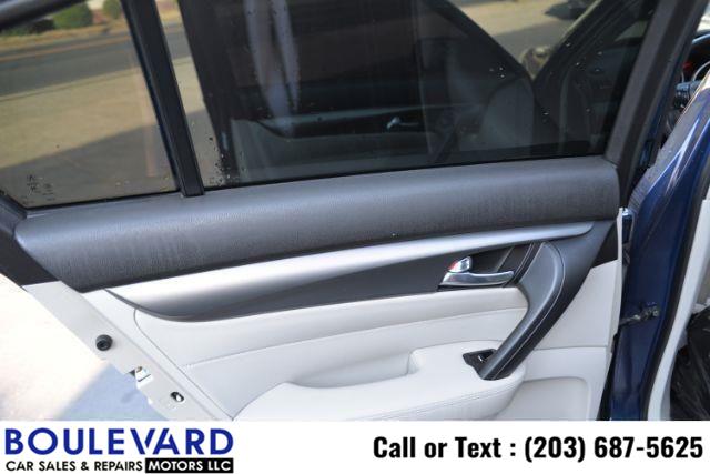 Used Hyundai Elantra GLS Sedan 4D 2013 | Boulevard Motors LLC. New Haven, Connecticut Used Hyundai Elantra GLS Sedan 4D 2013 | Boulevard Motors LLC. New Haven, Connecticut