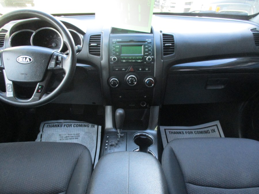 Used Kia Sorento AWD 4dr V6 LX 2011 | Cos Central Auto. Meriden, Connecticut Used Kia Sorento AWD 4dr V6 LX 2011 | Cos Central Auto. Meriden, Connecticut