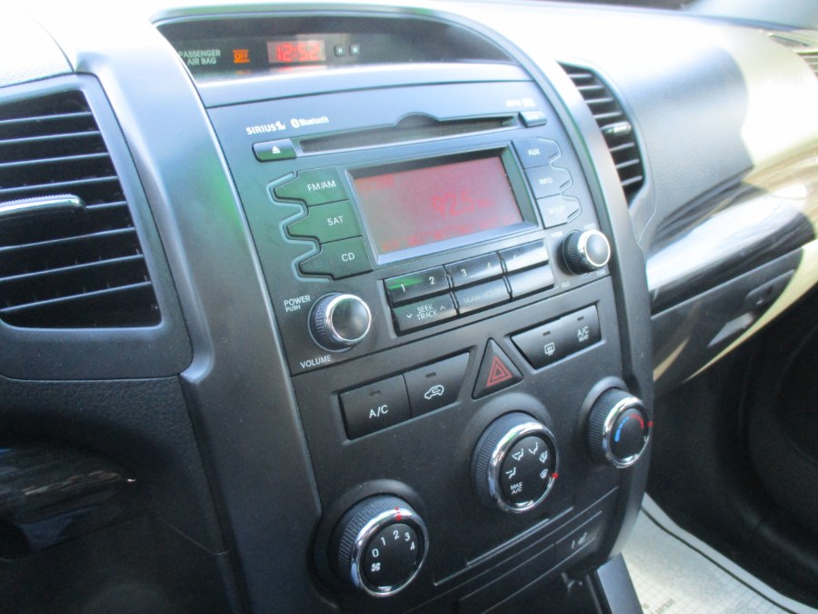 Used Kia Sorento AWD 4dr V6 LX 2011 | Cos Central Auto. Meriden, Connecticut Used Kia Sorento AWD 4dr V6 LX 2011 | Cos Central Auto. Meriden, Connecticut