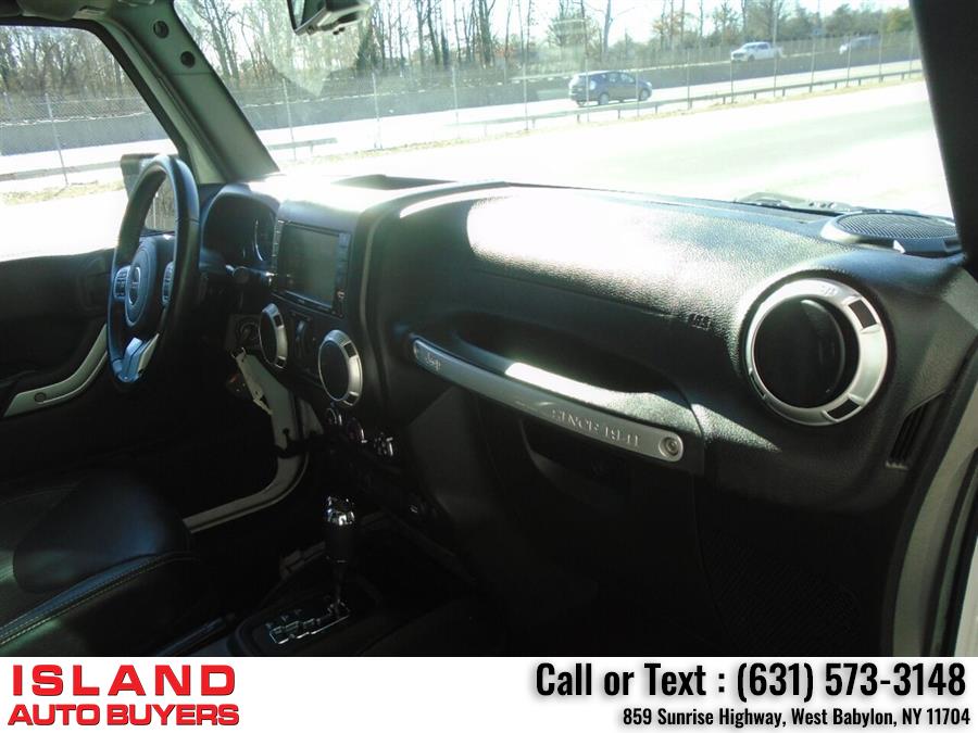 Used Jeep Wrangler Unlimited Freedom Edition 4x4 4dr SUV 2015 | Island Auto Buyers. West Babylon, New York Used Jeep Wrangler Unlimited Freedom Edition 4x4 4dr SUV 2015 | Island Auto Buyers. West Babylon, New York