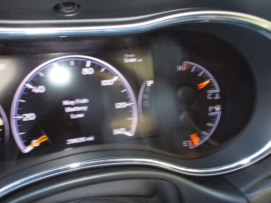 2019 Jeep Grand Cherokee Limited 4x4, available for sale in Massapequa, New York | South Shore Auto Brokers & Sales. Massapequa, New York 2019 Jeep Grand Cherokee Limited 4x4, available for sale in Massapequa, New York | South Shore Auto Brokers & Sales. Massapequa, New York
