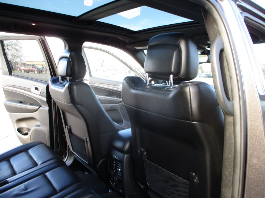 2019 Jeep Grand Cherokee Limited 4x4, available for sale in Massapequa, New York | South Shore Auto Brokers & Sales. Massapequa, New York 2019 Jeep Grand Cherokee Limited 4x4, available for sale in Massapequa, New York | South Shore Auto Brokers & Sales. Massapequa, New York