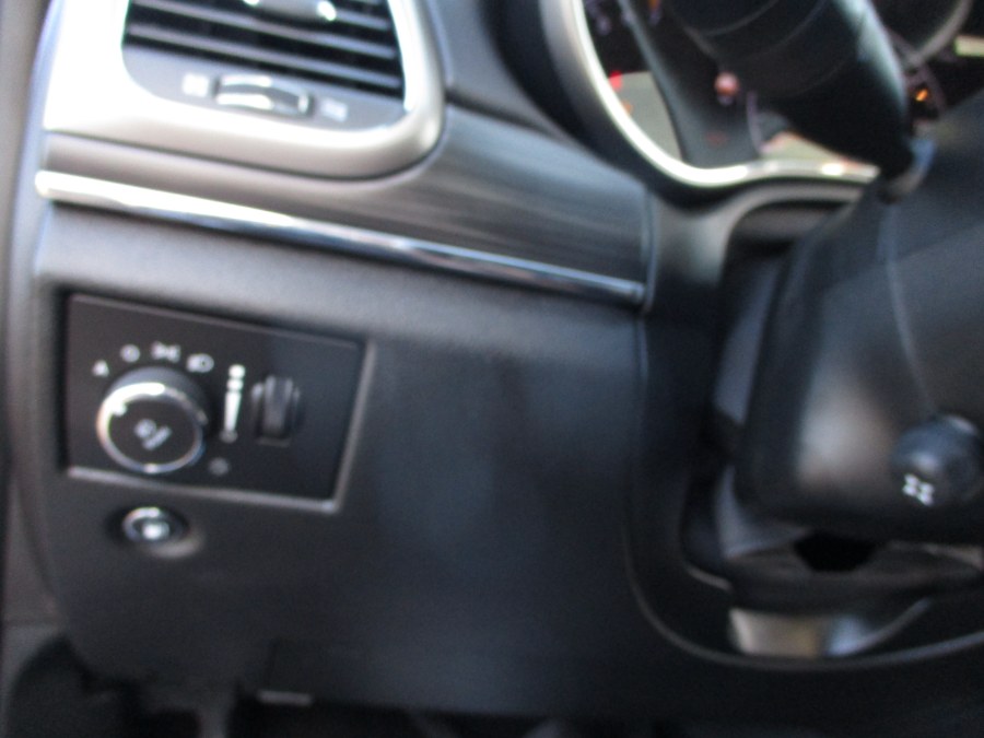 2019 Jeep Grand Cherokee Limited 4x4, available for sale in Massapequa, New York | South Shore Auto Brokers & Sales. Massapequa, New York 2019 Jeep Grand Cherokee Limited 4x4, available for sale in Massapequa, New York | South Shore Auto Brokers & Sales. Massapequa, New York