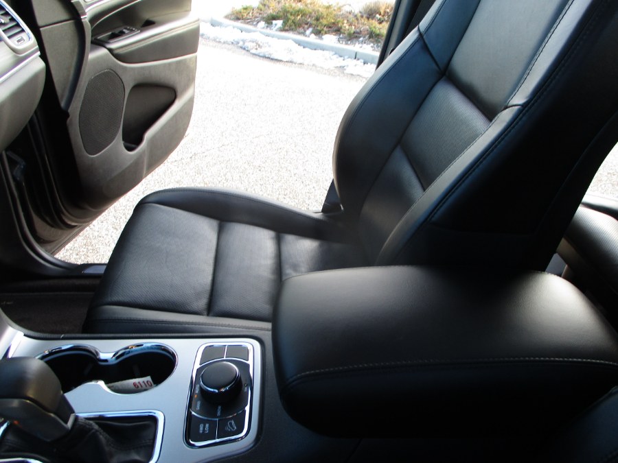 2019 Jeep Grand Cherokee Limited 4x4, available for sale in Massapequa, New York | South Shore Auto Brokers & Sales. Massapequa, New York 2019 Jeep Grand Cherokee Limited 4x4, available for sale in Massapequa, New York | South Shore Auto Brokers & Sales. Massapequa, New York