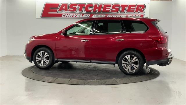 Used Nissan Pathfinder SL 2017 | Eastchester Motor Cars. Bronx, New York Used Nissan Pathfinder SL 2017 | Eastchester Motor Cars. Bronx, New York