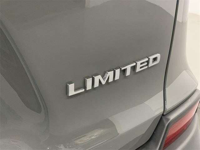 Used Jeep Cherokee Limited 2021 | Eastchester Motor Cars. Bronx, New York Used Jeep Cherokee Limited 2021 | Eastchester Motor Cars. Bronx, New York