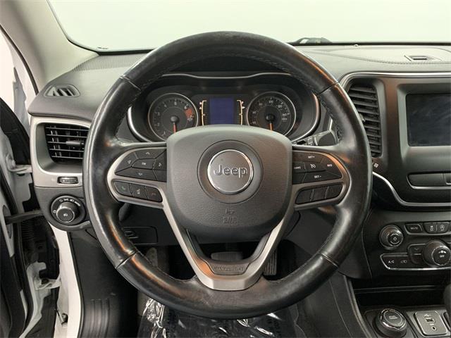 Used Jeep Cherokee Latitude 2019 | Eastchester Motor Cars. Bronx, New York Used Jeep Cherokee Latitude 2019 | Eastchester Motor Cars. Bronx, New York