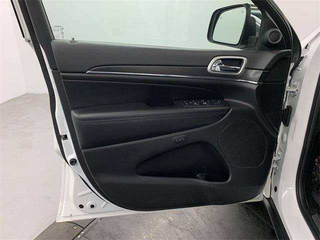 Used Jeep Grand Cherokee Limited 2018 | Eastchester Motor Cars. Bronx, New York Used Jeep Grand Cherokee Limited 2018 | Eastchester Motor Cars. Bronx, New York