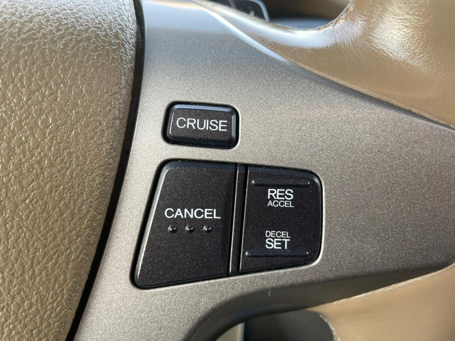 2010 Acura MDX AWD 4dr Technology Pkg, available for sale in Manchester, Connecticut | Carsonmain LLC. Manchester, Connecticut 2010 Acura MDX AWD 4dr Technology Pkg, available for sale in Manchester, Connecticut | Carsonmain LLC. Manchester, Connecticut