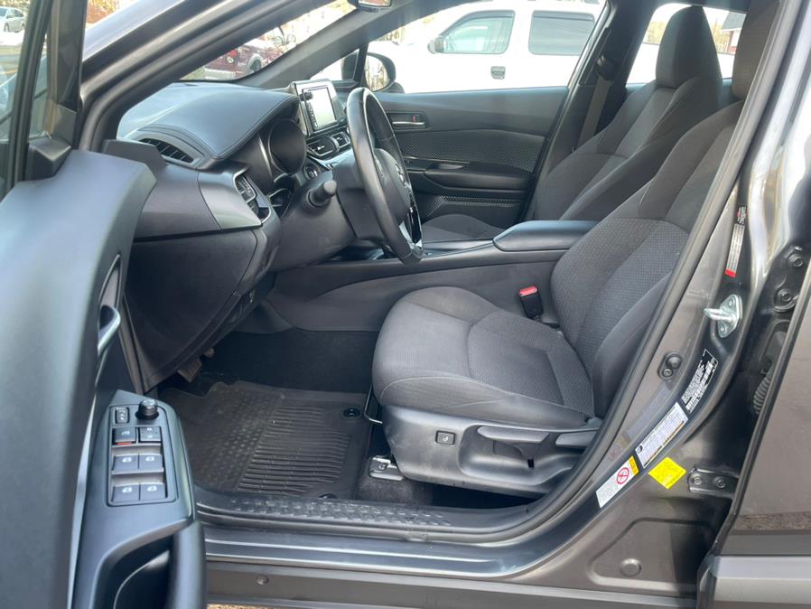 2018 Toyota C-HR XLE Premium FWD (Natl), available for sale in Manchester, Connecticut | Carsonmain LLC. Manchester, Connecticut 2018 Toyota C-HR XLE Premium FWD (Natl), available for sale in Manchester, Connecticut | Carsonmain LLC. Manchester, Connecticut