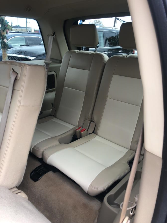 Used Ford Explorer 4WD 4dr V6 Eddie Bauer 2008 | Route 46 Auto Sales Inc. Lodi, New Jersey Used Ford Explorer 4WD 4dr V6 Eddie Bauer 2008 | Route 46 Auto Sales Inc. Lodi, New Jersey