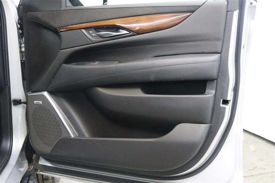 Used Cadillac Escalade ESV LUXURY 2015 | Fast Track Motors. Paterson, New Jersey Used Cadillac Escalade ESV LUXURY 2015 | Fast Track Motors. Paterson, New Jersey