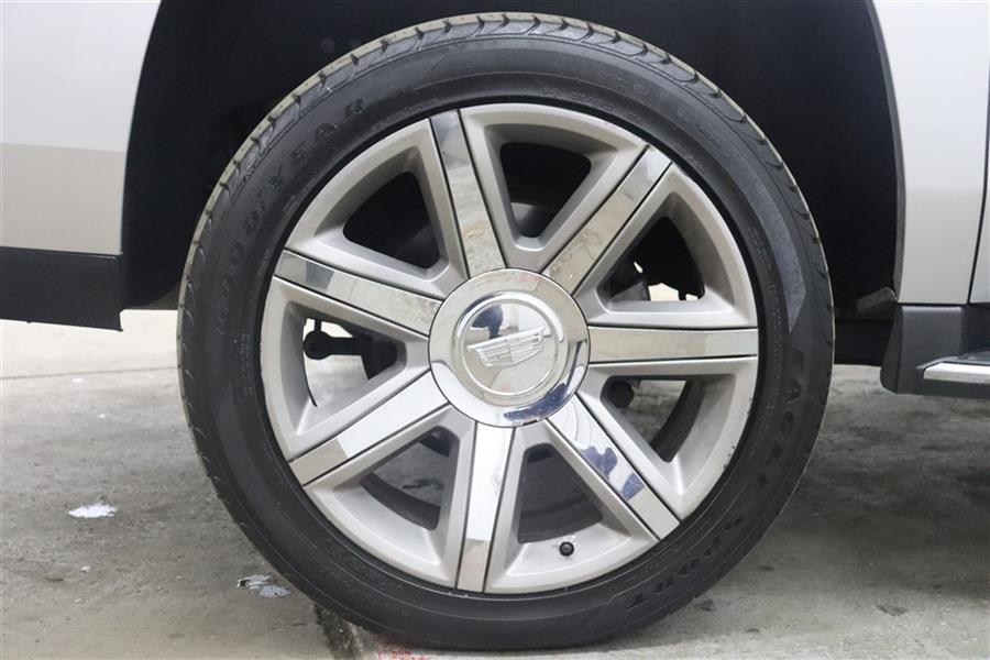 Used Cadillac Escalade ESV LUXURY 2015 | Fast Track Motors. Paterson, New Jersey Used Cadillac Escalade ESV LUXURY 2015 | Fast Track Motors. Paterson, New Jersey