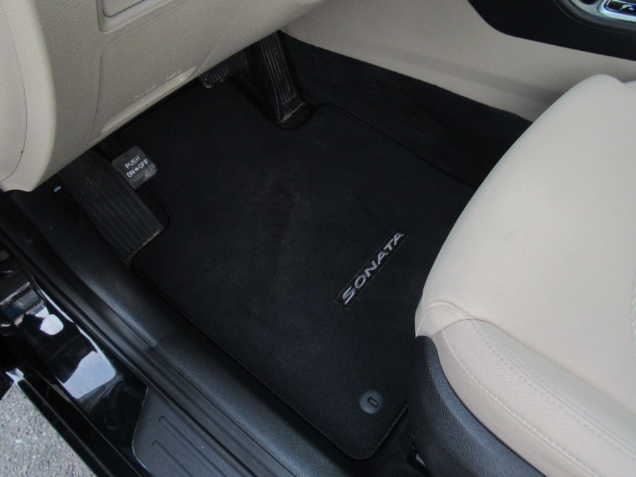 2019 Hyundai Sonata SEL 2.4L, available for sale in Irvington, New Jersey | NJ Used Cars Center. Irvington, New Jersey 2019 Hyundai Sonata SEL 2.4L, available for sale in Irvington, New Jersey | NJ Used Cars Center. Irvington, New Jersey