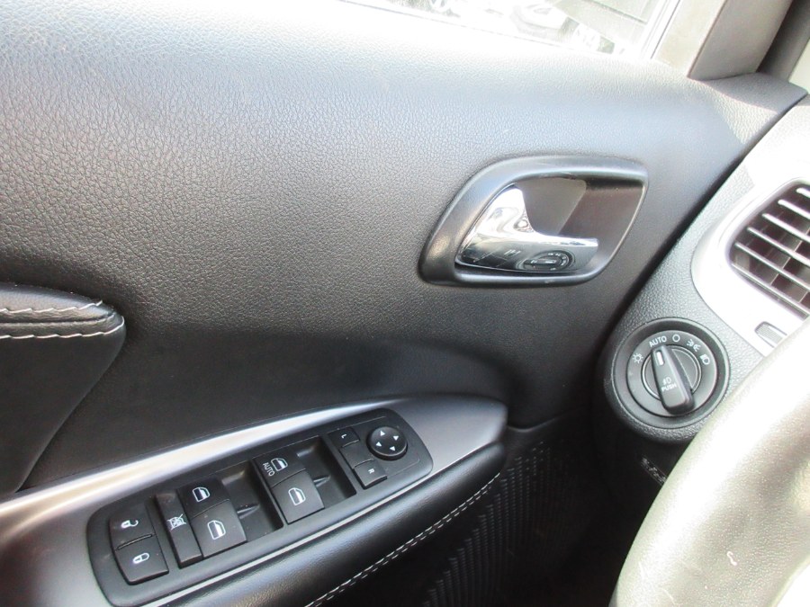 2020 Dodge Journey Crossroad FWD, available for sale in Linden, New Jersey | Route 27 Auto Mall. Linden, New Jersey 2020 Dodge Journey Crossroad FWD, available for sale in Linden, New Jersey | Route 27 Auto Mall. Linden, New Jersey