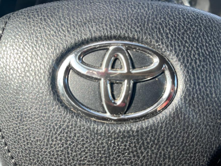 Used Toyota Corolla LE CVT (Natl) 2017 | Sunrise of Elmont. Elmont, New York Used Toyota Corolla LE CVT (Natl) 2017 | Sunrise of Elmont. Elmont, New York