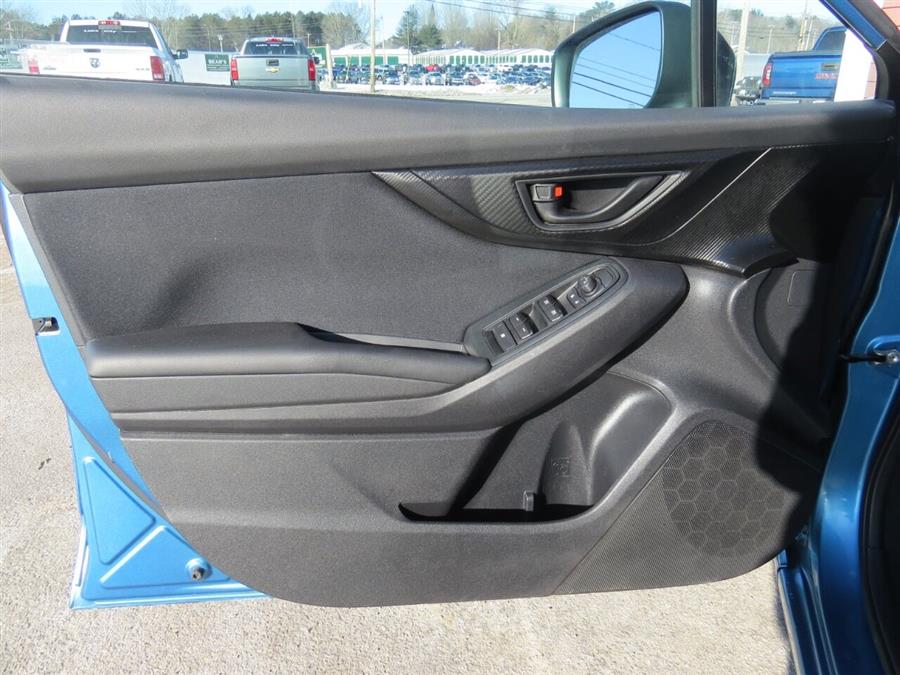 Used Subaru Impreza Premium AWD 2.0i 4dr Wagon 2017 | Lake City Exports Inc. Auburn, Maine Used Subaru Impreza Premium AWD 2.0i 4dr Wagon 2017 | Lake City Exports Inc. Auburn, Maine