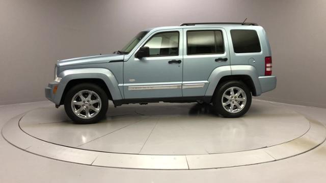 2012 Jeep Liberty 4WD 4dr Sport Latitude, available for sale in Naugatuck, Connecticut | J&M Automotive Sls&Svc LLC. Naugatuck, Connecticut 2012 Jeep Liberty 4WD 4dr Sport Latitude, available for sale in Naugatuck, Connecticut | J&M Automotive Sls&Svc LLC. Naugatuck, Connecticut