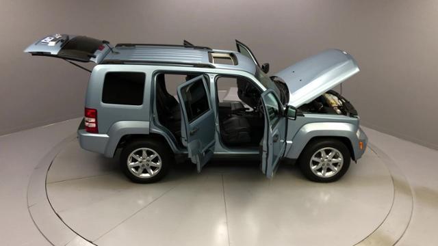 2012 Jeep Liberty 4WD 4dr Sport Latitude, available for sale in Naugatuck, Connecticut | J&M Automotive Sls&Svc LLC. Naugatuck, Connecticut 2012 Jeep Liberty 4WD 4dr Sport Latitude, available for sale in Naugatuck, Connecticut | J&M Automotive Sls&Svc LLC. Naugatuck, Connecticut