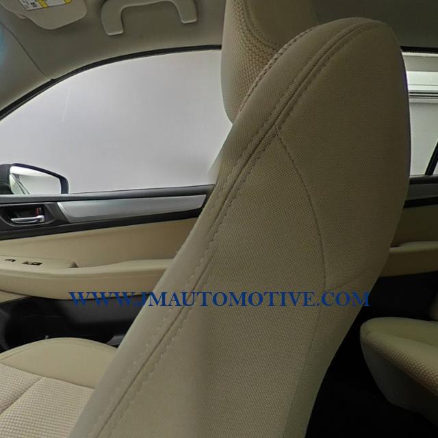 2018 Subaru Outback 2.5i Premium, available for sale in Naugatuck, Connecticut | J&M Automotive Sls&Svc LLC. Naugatuck, Connecticut 2018 Subaru Outback 2.5i Premium, available for sale in Naugatuck, Connecticut | J&M Automotive Sls&Svc LLC. Naugatuck, Connecticut